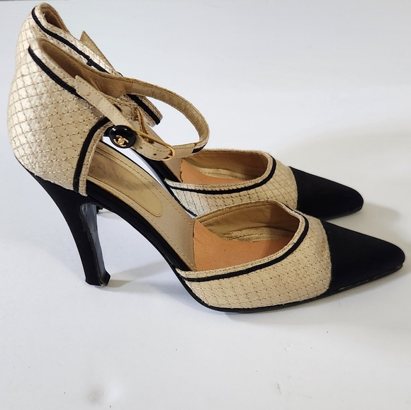 CHANEL Heels Classic Mary Jane Logo  CC‎ Ankle Strap - Picture 9 of 14